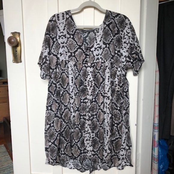 Zara Dresses & Skirts - Zara snakeskin print dress- L